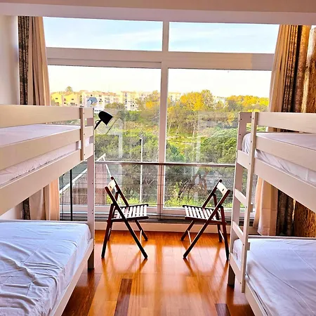 Peers Πανσιόν Κασκαΐς